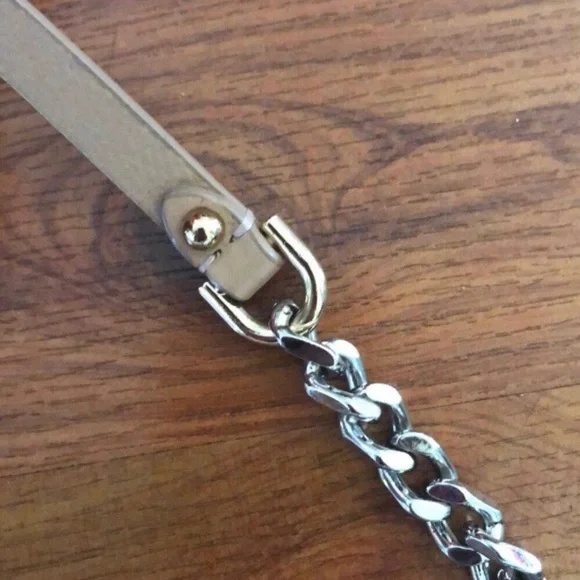 🎉5xHP🎉 Rebecca Minkoff Tan Quilted Crossbody Bag with Chain Strap - Picture 7 of 8